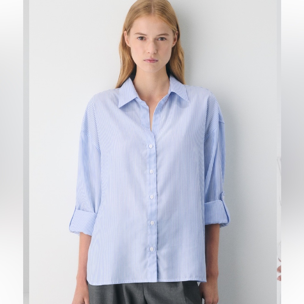 Babaton Aritzia archive button down shirt light blue white stripe size xs